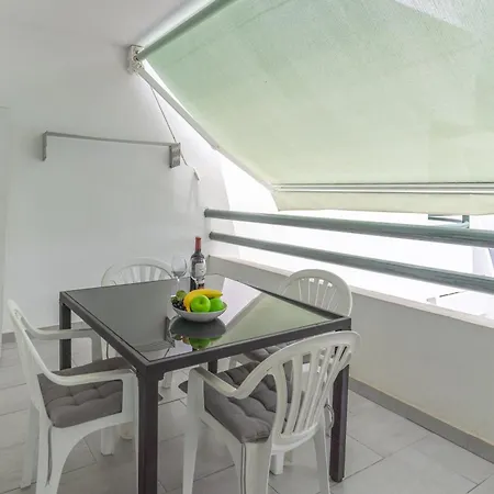 Go2tenerife Apart'teno Amazing Pool View & Near The Apartment Playa de las Americas (Tenerife)